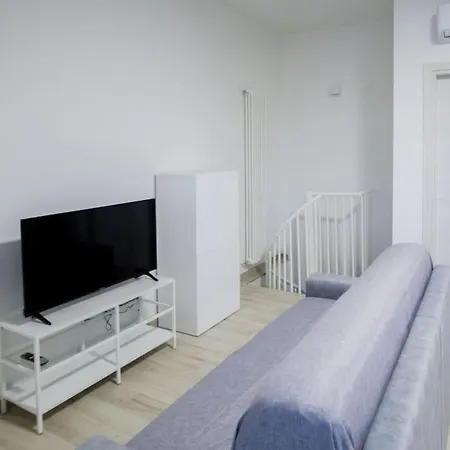 Casa Per Vacanze In Riva Al Mare شقة *