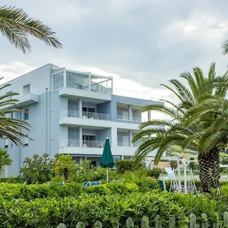 Casa Per Vacanze In Riva Al Mare * Pineto
