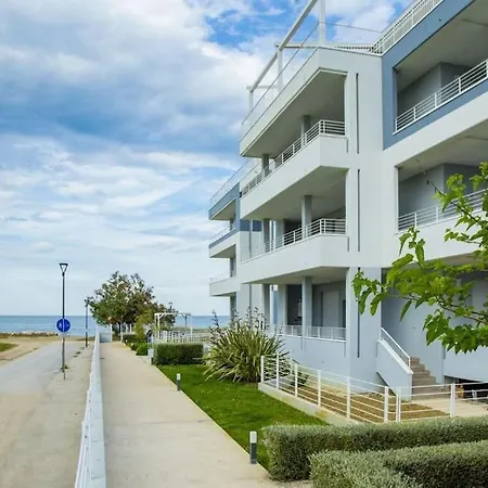 Casa Per Vacanze In Riva Al Mare