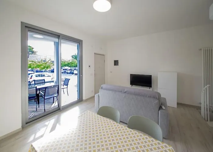 Casa Per Vacanze In Riva Al Mare * Pineto